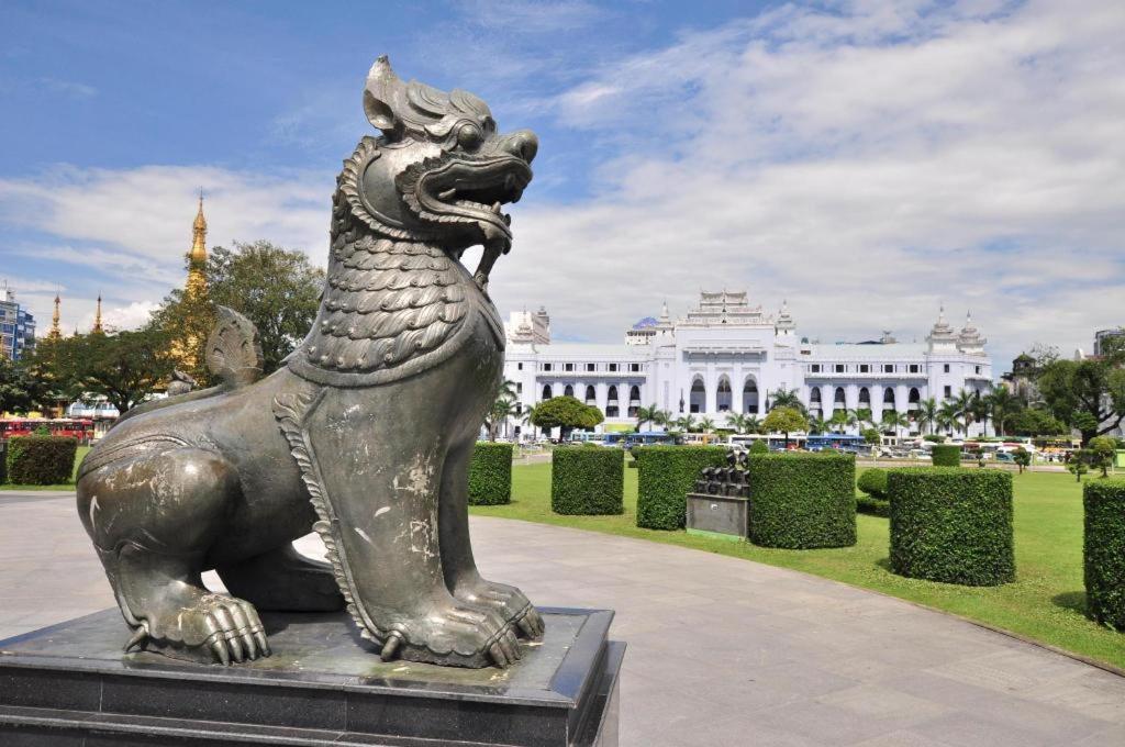 Family Treasure Yangon Exterior foto