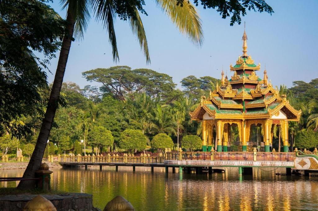 Family Treasure Yangon Exterior foto